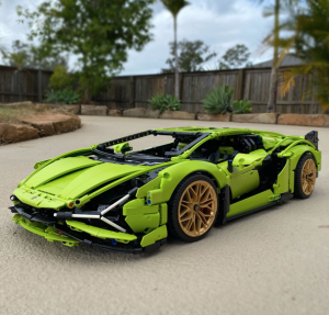 Конструктор LEGO® Techniс™ Lamborghini Sián FKP 37 Конструктор LEGO® Techniс™ Lamborghini Sián FKP 37