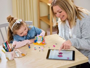 Конструктор LEGO® Gabby's Dollhouse Майструємо з Доцею-Бокс