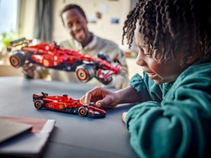 Конструктор LEGO® TECHNIC™ Автомобіль F1 Ferrari SF-24 Конструктор LEGO® TECHNIC™ Автомобіль F1 Ferrari SF-24