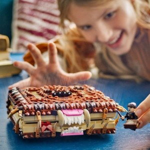 Конструктор LEGO® Harry Potter™ Куслива Жахлива книга жахіть Конструктор LEGO® Harry Potter™ Куслива Жахлива книга жахіть