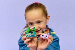 Конструктор LEGO® Friends Пригодницький човен «Аксолотль»