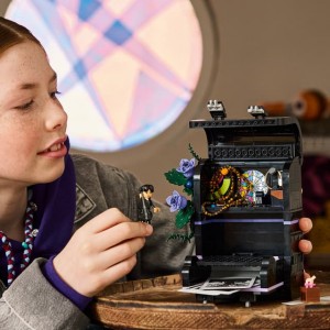 Конструктор LEGO® Wednesday Рюкзак Венздей Конструктор LEGO® Wednesday Рюкзак Венздей