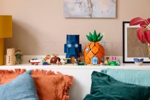 Конструктор LEGO® ICONS™ Губка Боб Квадратні Штани: Бікіні-Боттом
